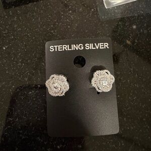 The Radiant Rose Stud